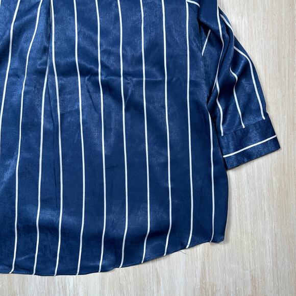 NWT Maurices Stripe Navy White Satin Button Down Satin Blouse Top Plus Size 4X - Picture 13 of 15